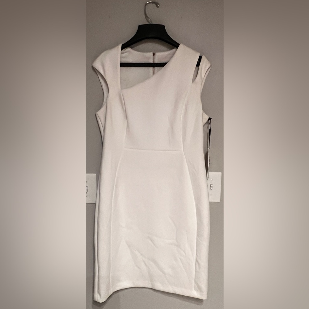 Calvin Klein Dress with stretch in White